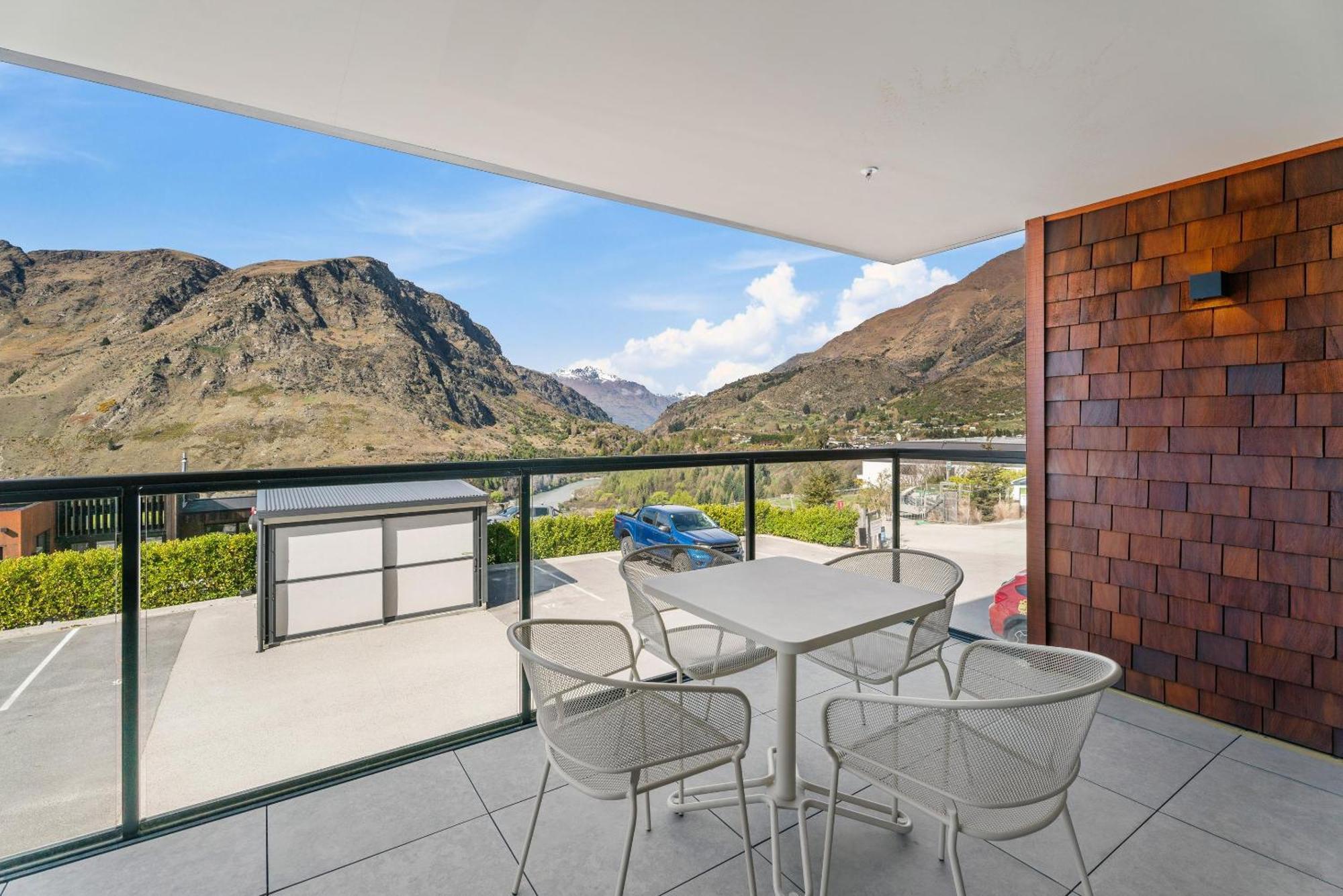 Residence Du Parc By Staysouth Queenstown Bagian luar foto